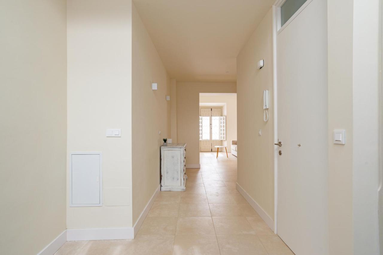 Urbe 10 Carreteria 1 Bedroom Apartment Málaga Buitenkant foto